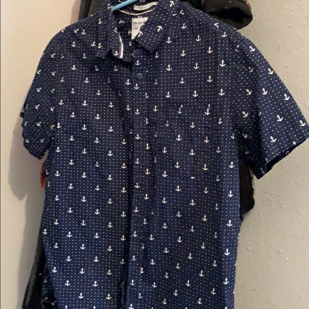 Men’s button up shirt